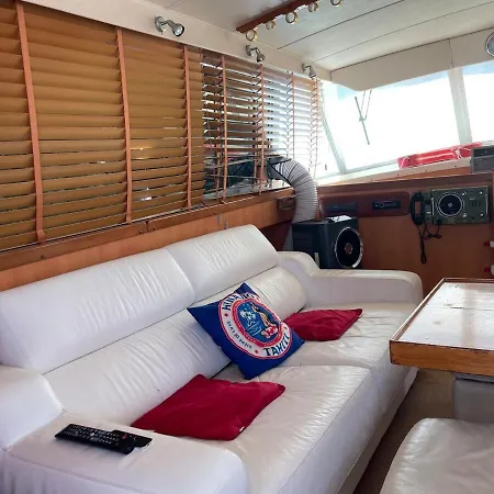 Dom wakacyjny Entire Boat Center Port Of Cap Agde