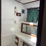 Holiday home Entire Boat Center Port Of Cap