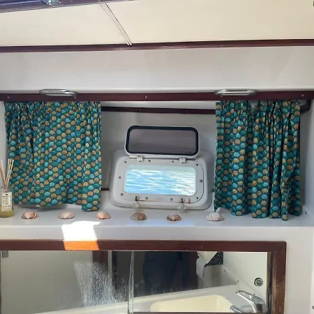 Entire Boat Center Port Of Cap Holiday home Agde