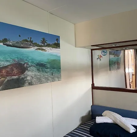 Holiday home Entire Boat Center Port Of Cap *